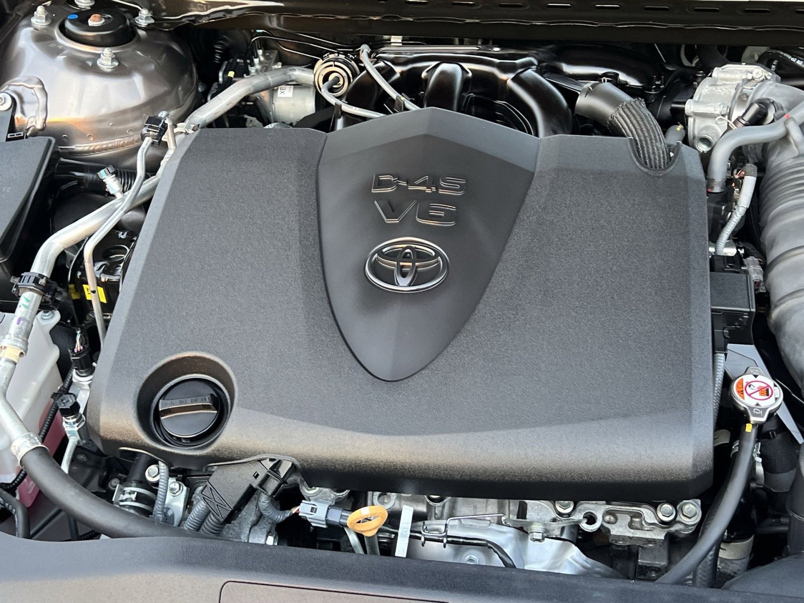 Used 2024 Toyota Camry XSE w/ Navigation Package image 26