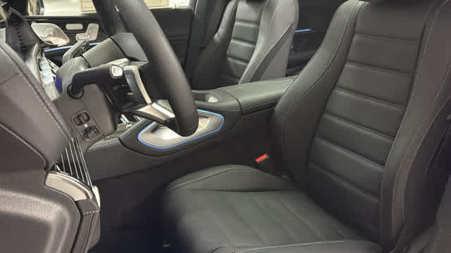 New 2026 Mercedes-Benz GLS 580 4MATIC image 26