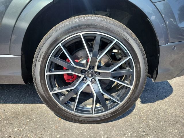 Used 2019 Audi Q8 Prestige w/ Year 1 Package AWD/4WD image 6