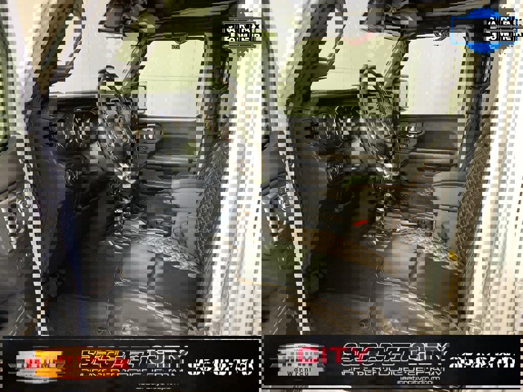 Used 2022 Jeep Wrangler Unlimited Sahara image 11