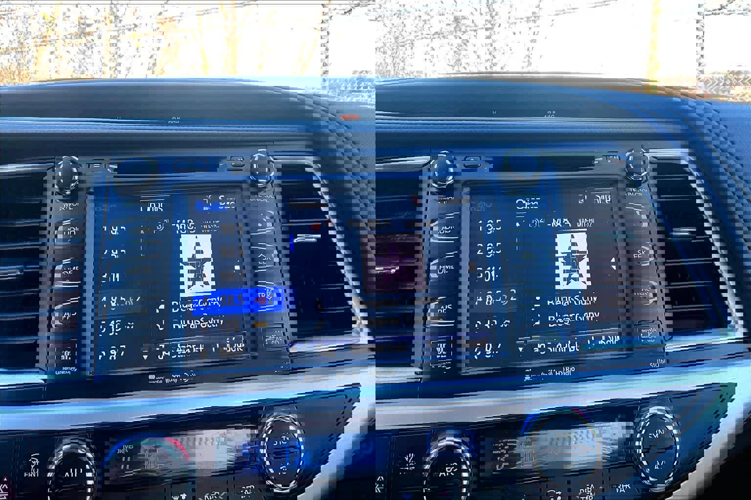 Used 2016 Toyota Highlander Limited image 34