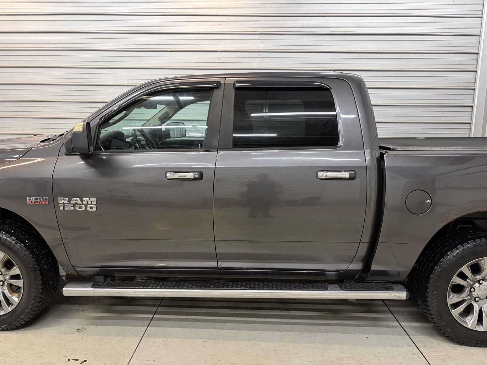 Used 2014 RAM 1500 Limited AWD/4WD image 7