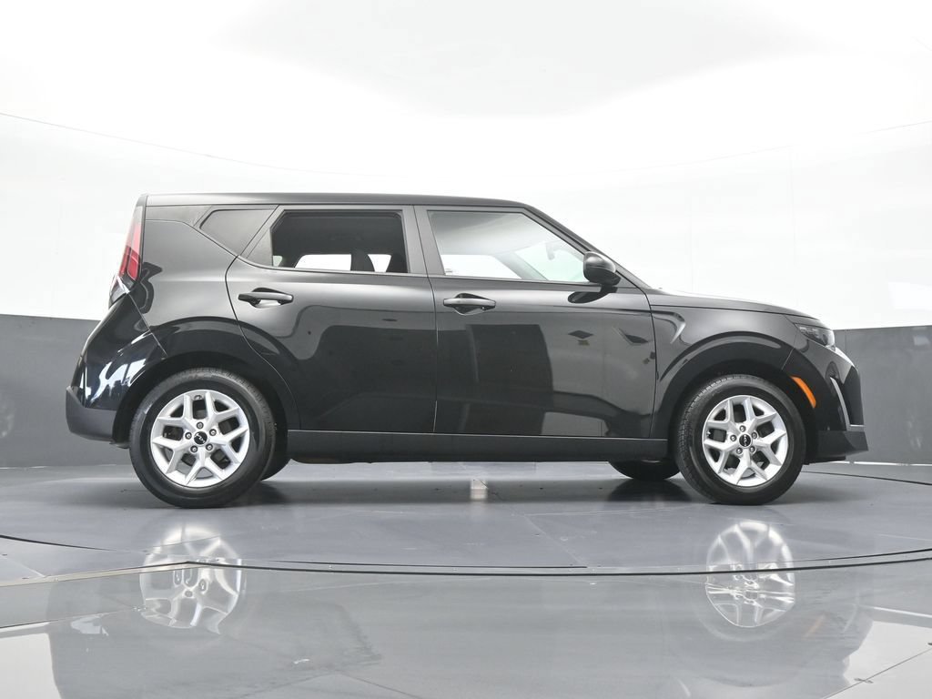 Used 2023 Kia Soul S FWD image 58