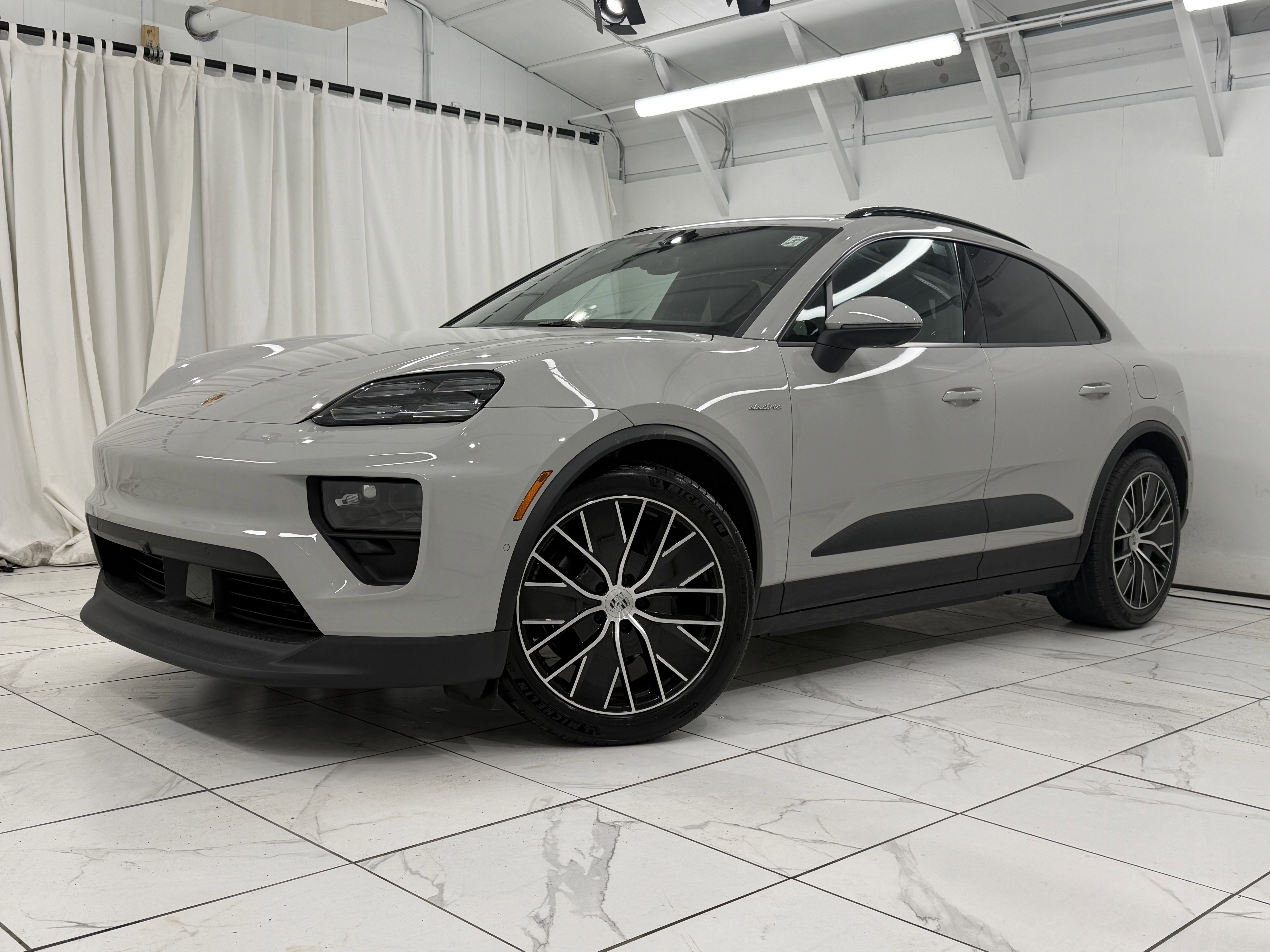 New 2026 Porsche Macan 4 Electric image 1