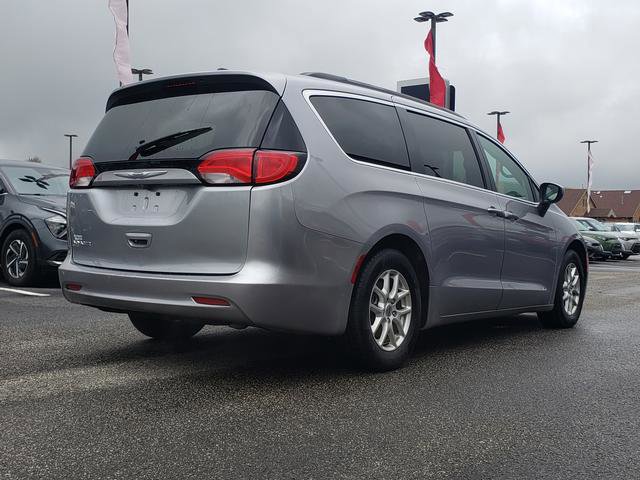 Used 2021 Chrysler Voyager Lxi FWD image 3