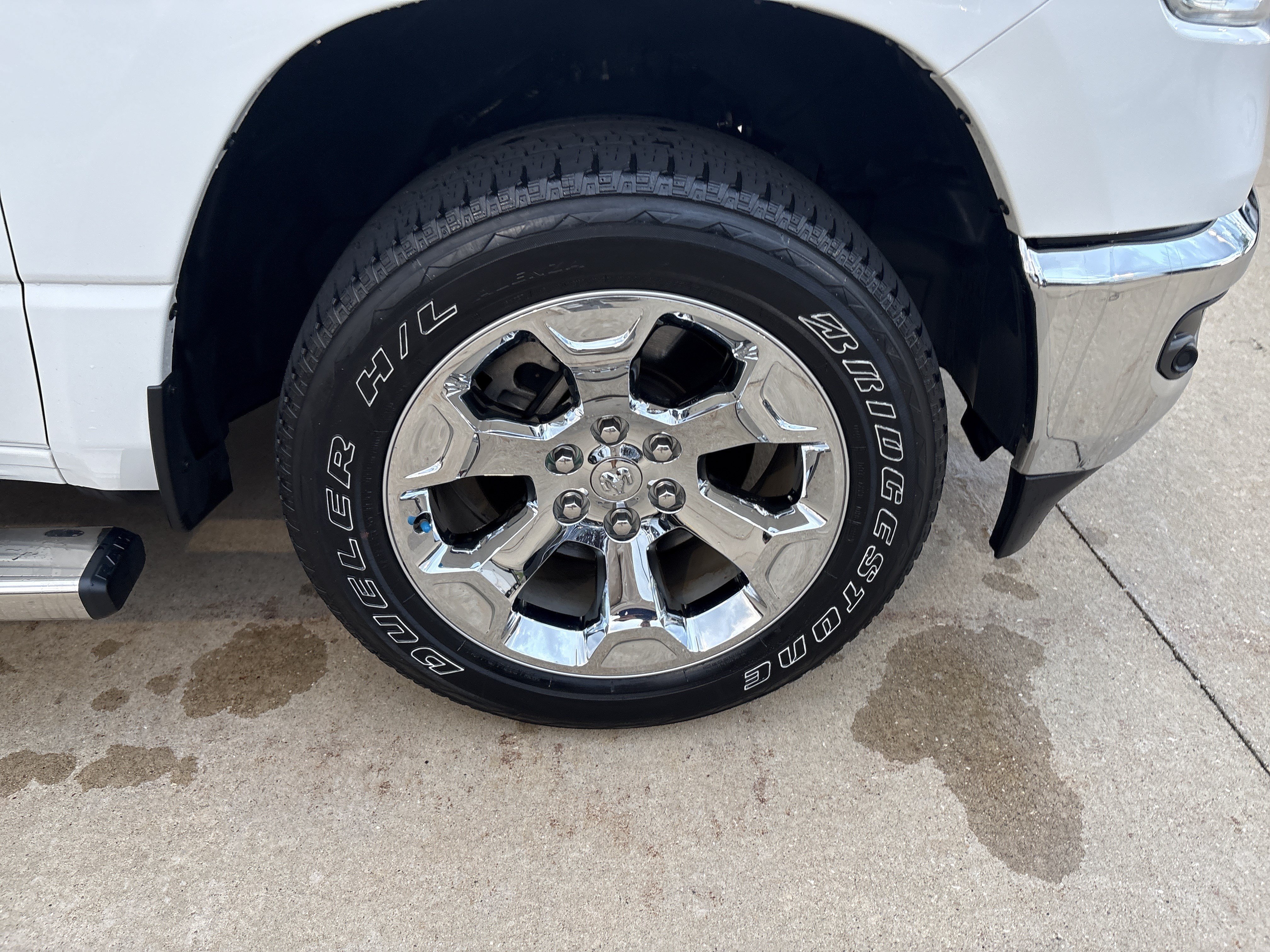 Used 2023 RAM 1500 Big Horn AWD/4WD image 6