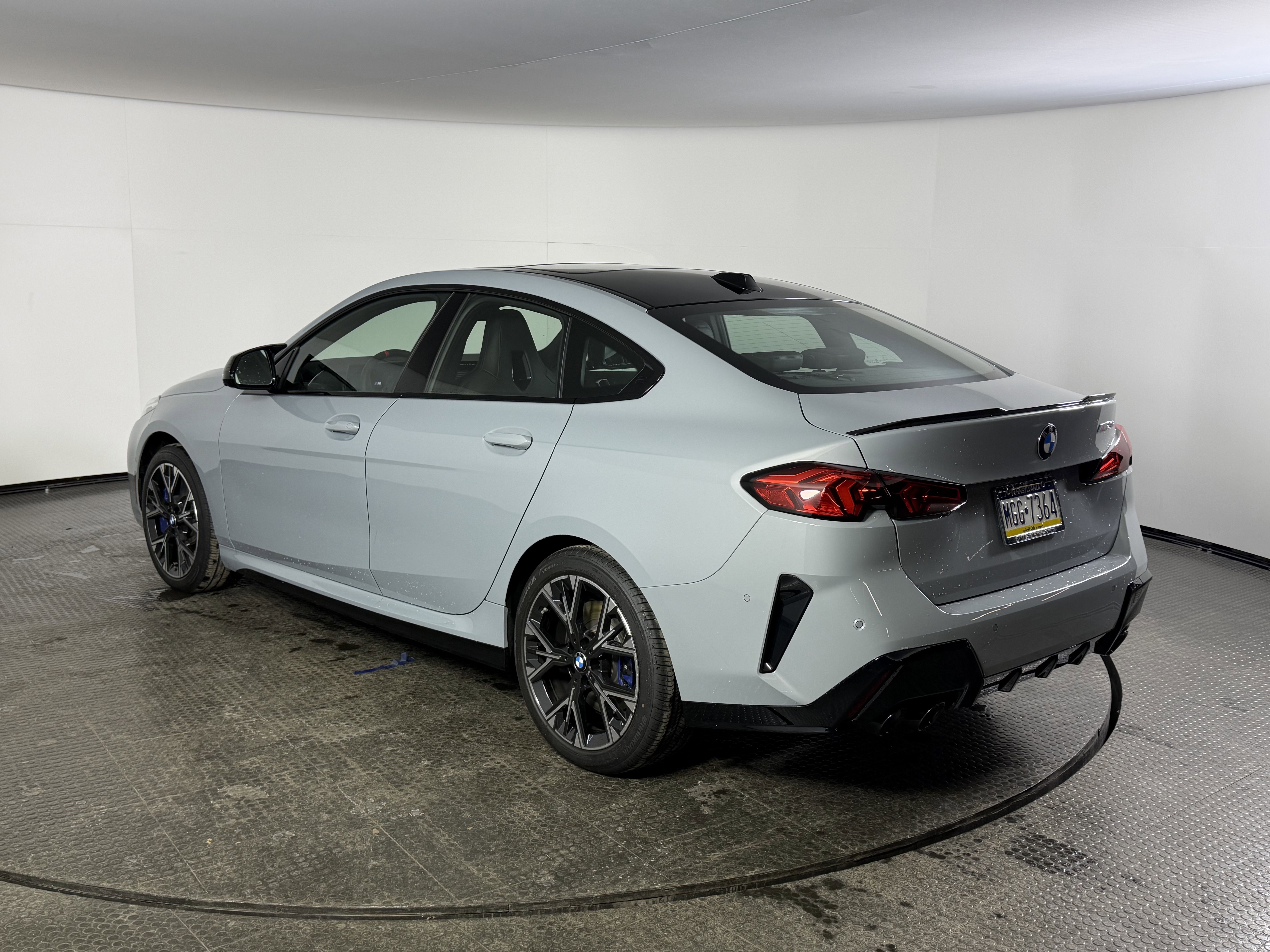 Used 2026 BMW M235i xDrive w/ Technology Package image 6