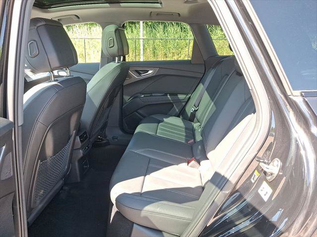 Certified 2023 Audi Q4 e-tron Prestige w/ Black Optic Package AWD/4WD image 10