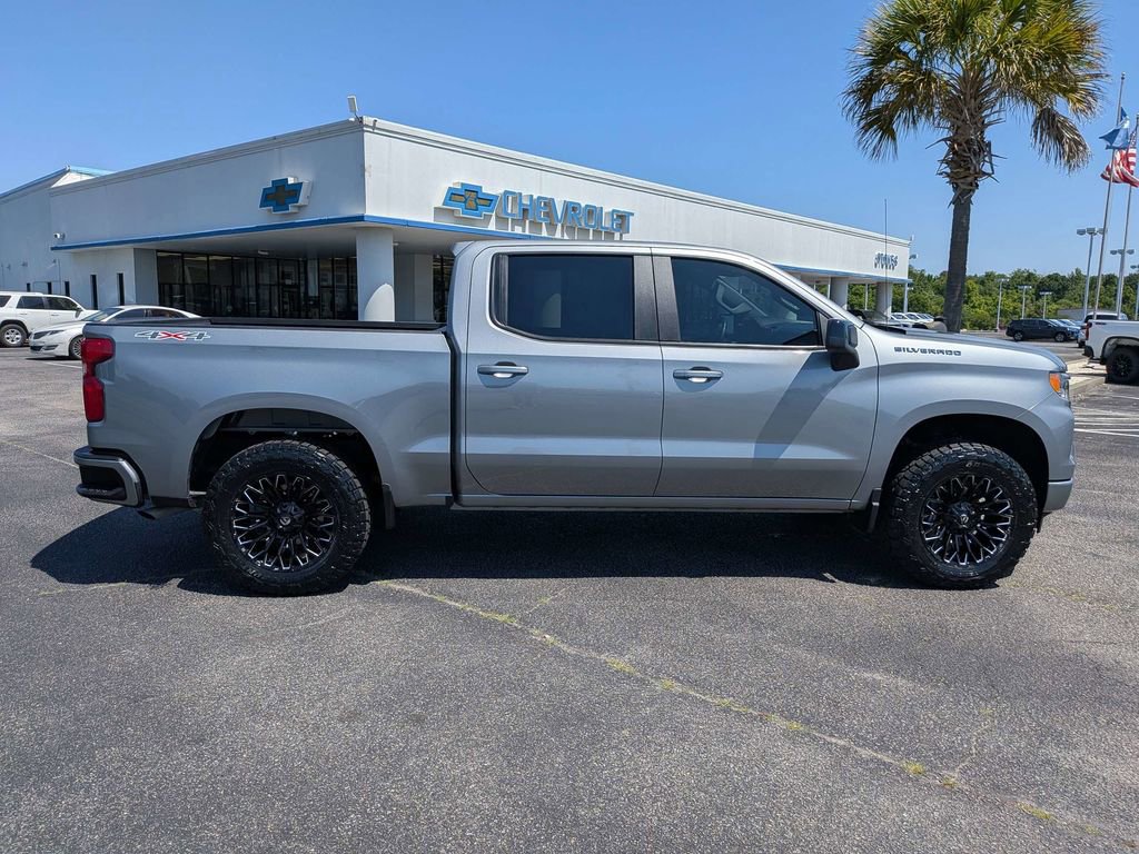 Used 2026 Chevrolet Silverado 1500 RST AWD/4WD image 5