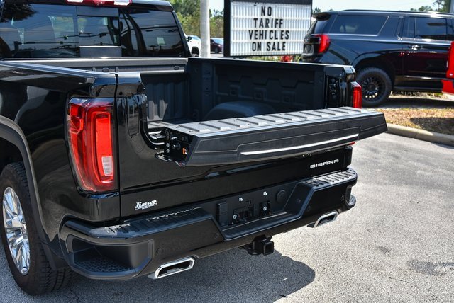 Used 2024 GMC Sierra 1500 Denali w/ Technology Package image 12