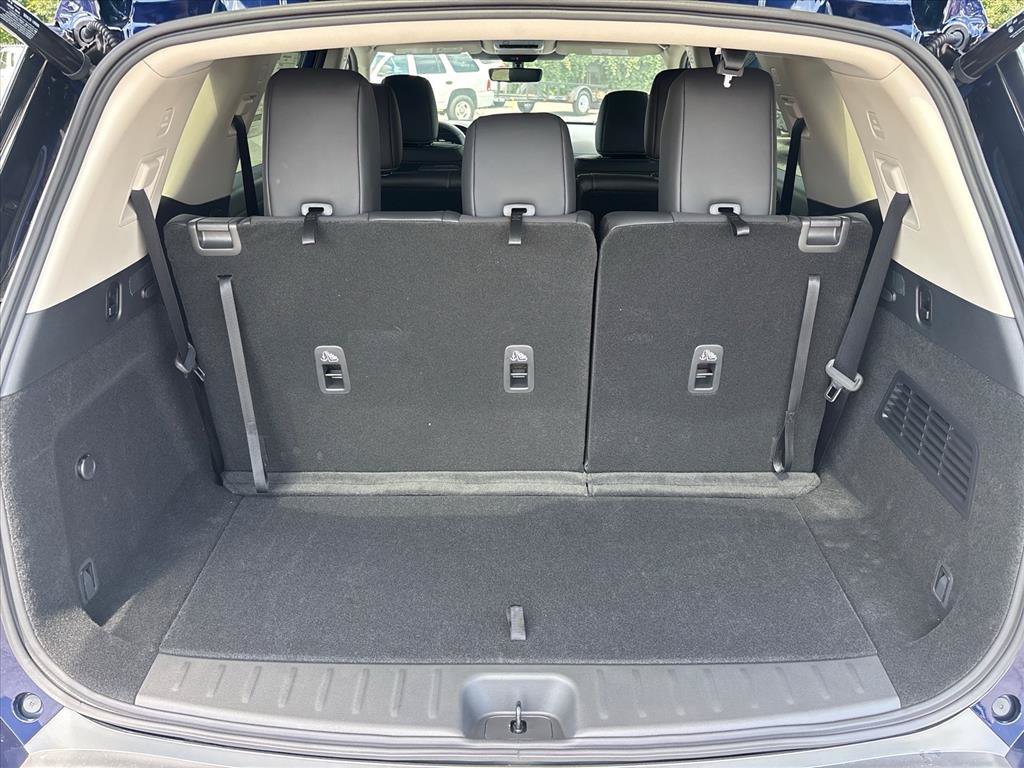 New 2026 Nissan Pathfinder SL FWD image 21