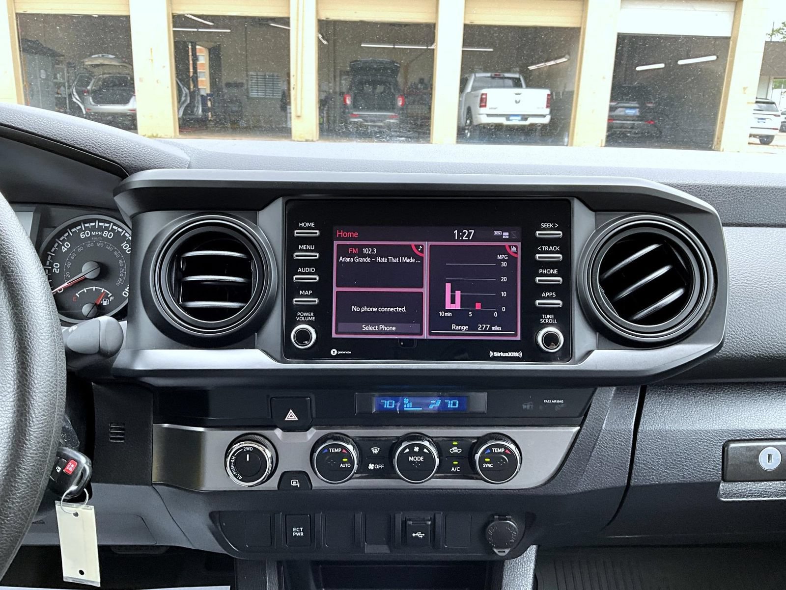 Used 2022 Toyota Tacoma SR AWD/4WD image 14