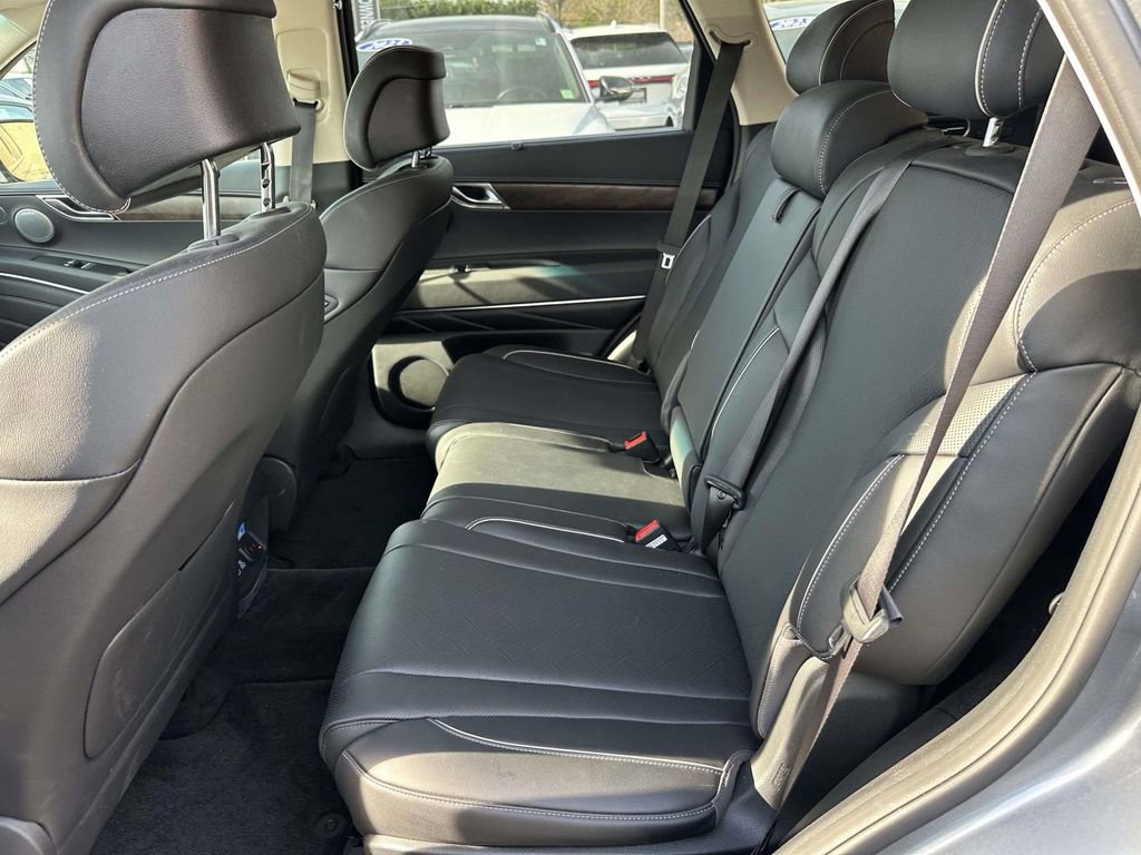 Certified 2026 Genesis GV80 2.5T Advanced AWD/4WD image 18
