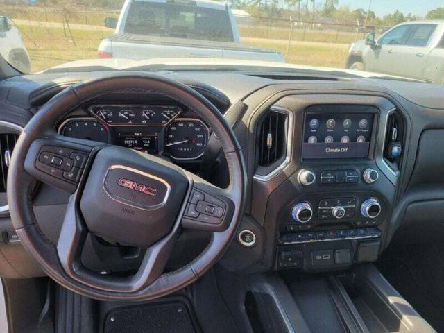 Used 2022 GMC Sierra 1500 AT4 w/ AT4 Premium Package image 9