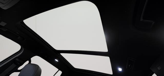 New 2026 Chevrolet Traverse High Country image 24