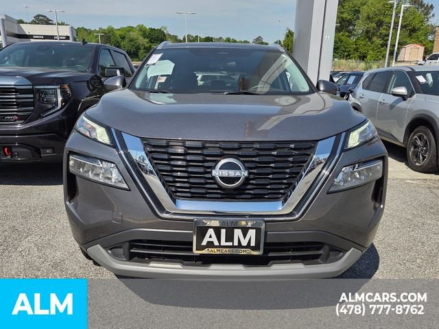 Used 2023 Nissan Rogue SV w/ SV Premium B Package image 16