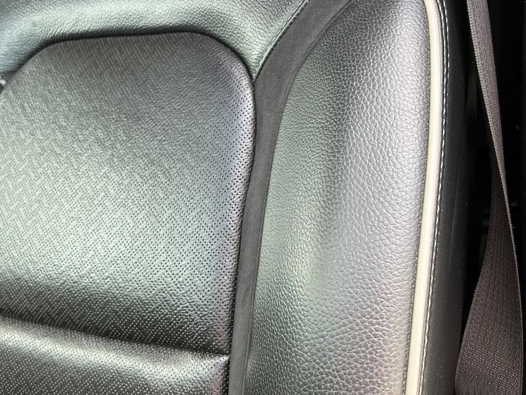 Used 2019 RAM 1500 Laramie AWD/4WD image 17