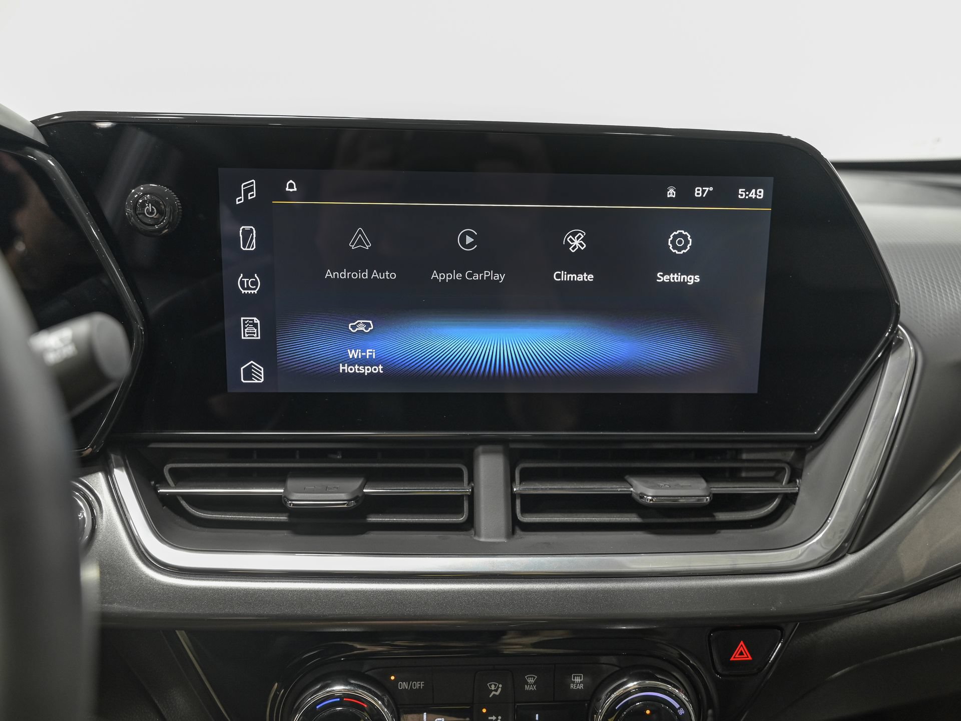 Used 2025 Chevrolet Trax ACTIV w/ Sunroof Package FWD image 21
