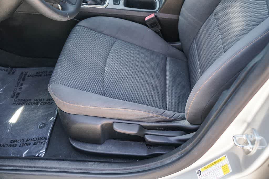Used 2019 Chevrolet Cruze LS FWD image 20