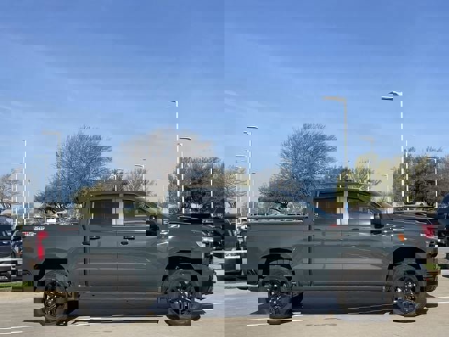 Used 2025 Chevrolet Silverado 1500 LT Trail Boss image 3