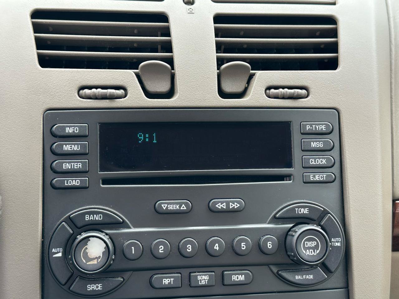 Used 2004 Chevrolet Malibu LT w/ Preferred Equipment Group FWD image 22