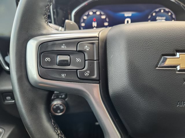 Used 2025 Chevrolet Silverado 1500 LT w/ Z71 Off-Road Package AWD/4WD image 31