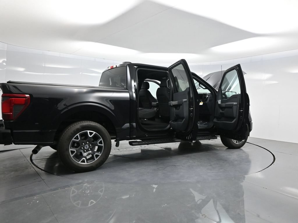 Used 2025 Ford F150 STX w/ Equipment Group 200A RWD image 4
