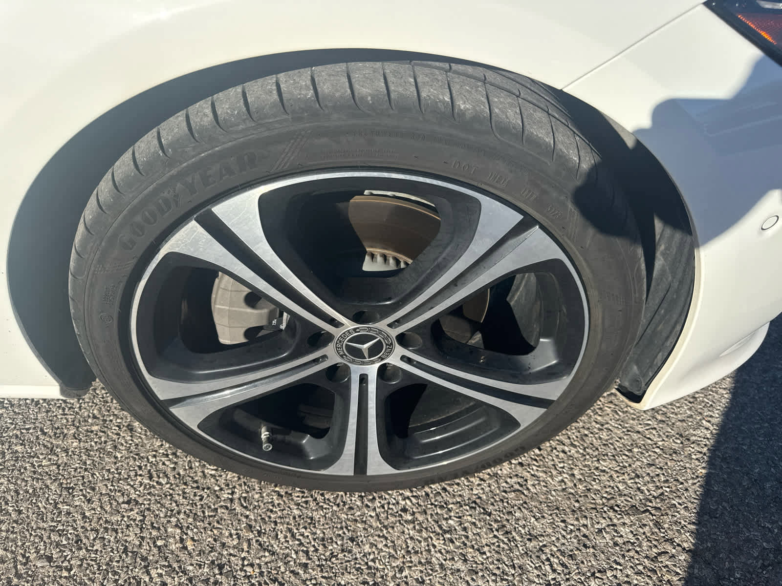 Used 2025 Mercedes-Benz C 300 Sedan image 11