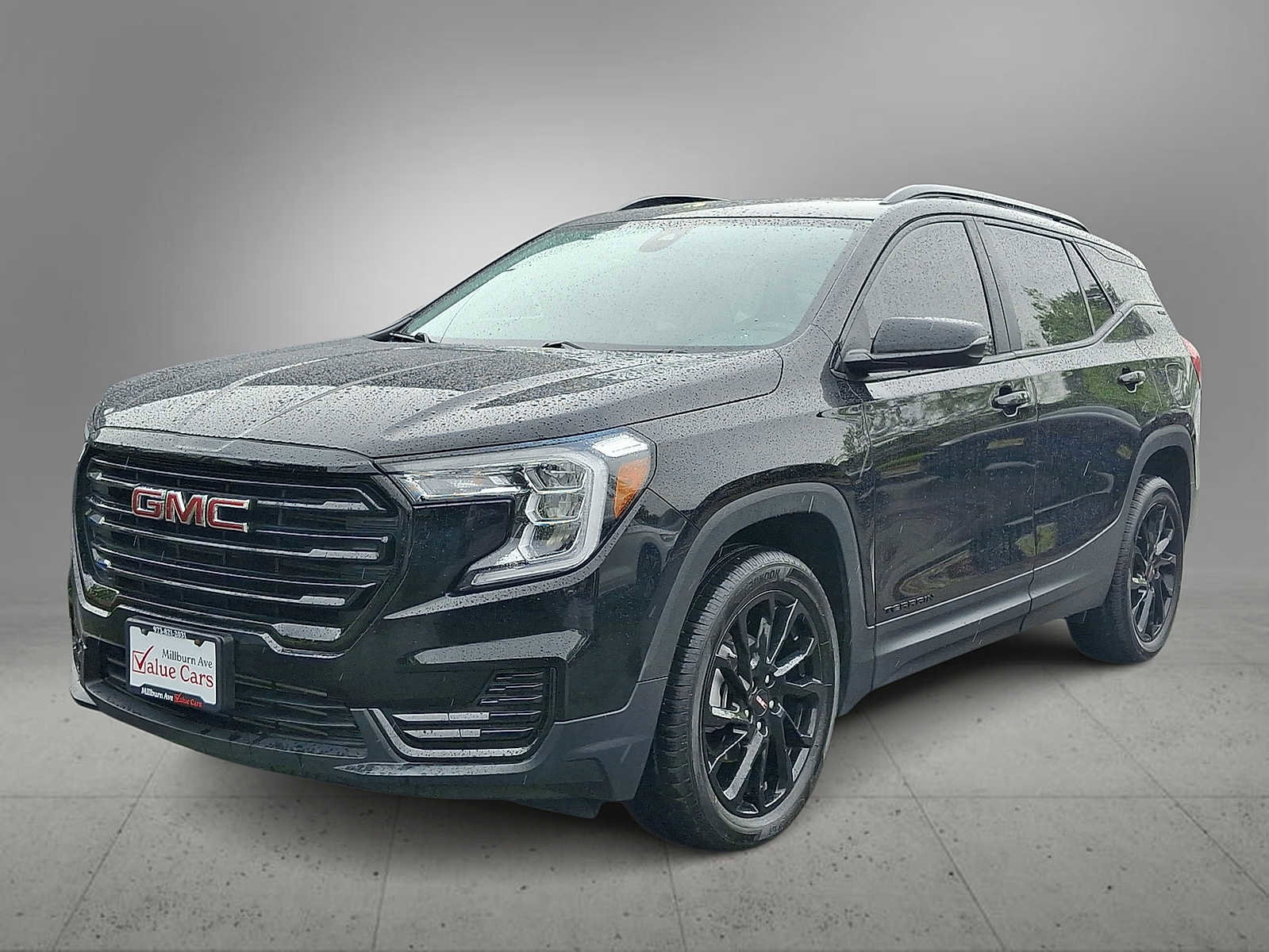 Used 2023 GMC Terrain SLE w/ Driver Convenience Package