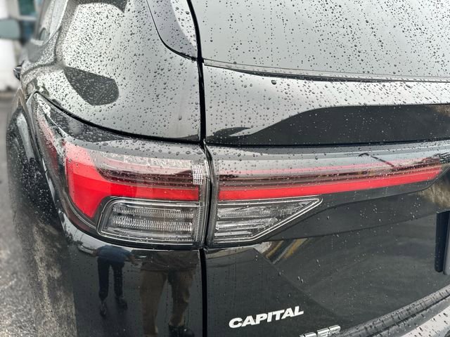 Used 2025 Mitsubishi Outlander ES FWD image 27