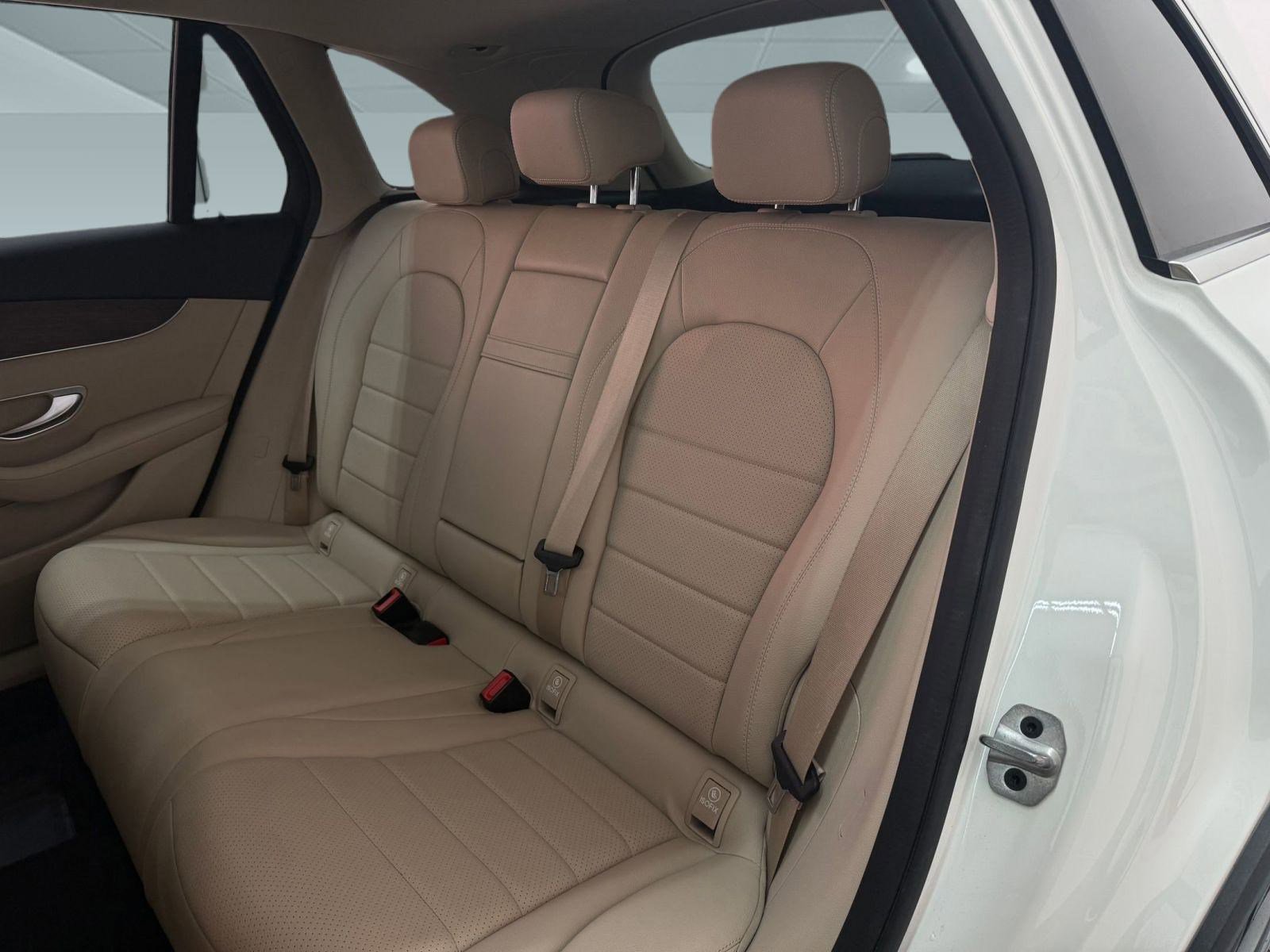 Certified 2022 Mercedes-Benz GLC 300 image 13