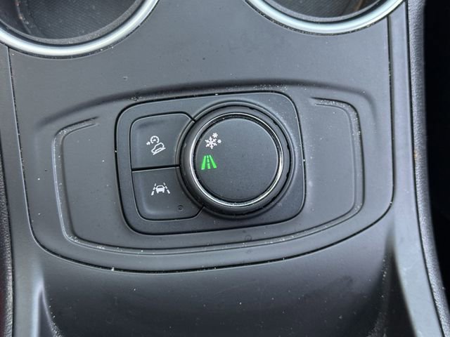 Used 2020 GMC Terrain SLE image 22