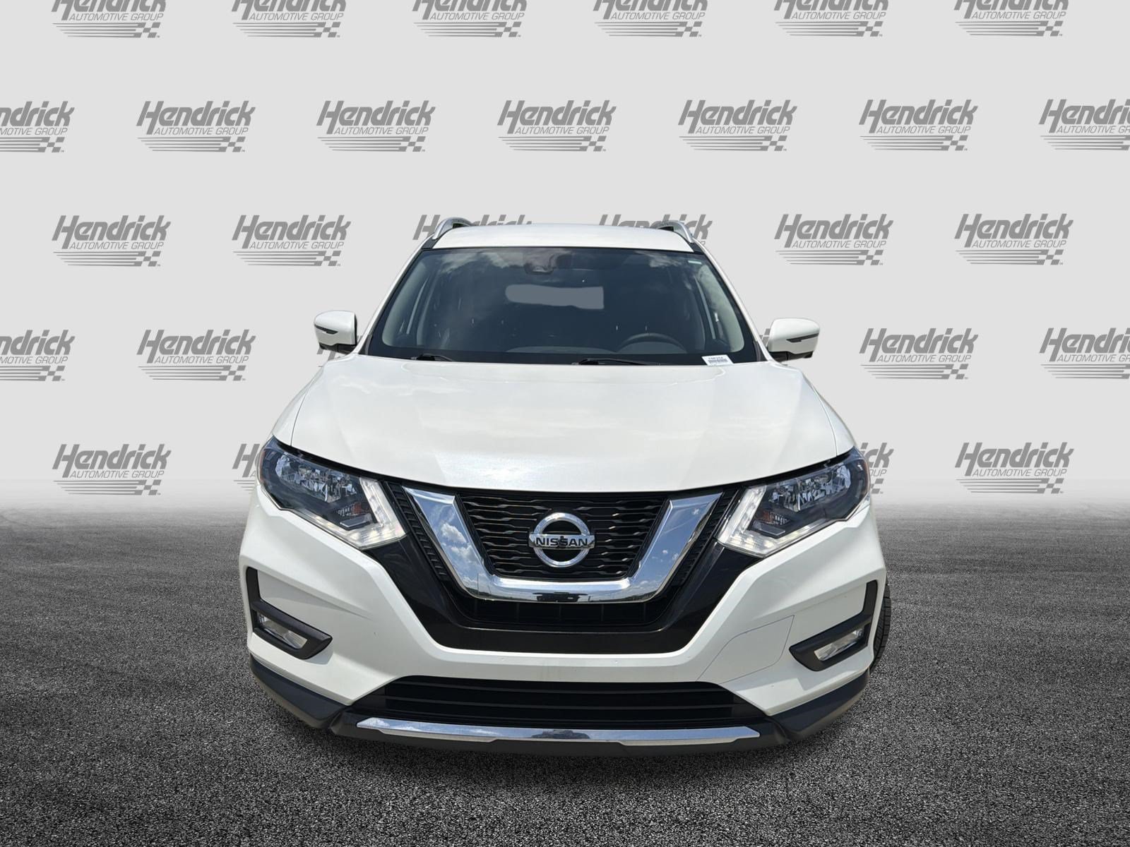 Used 2017 Nissan Rogue SL AWD/4WD image 3