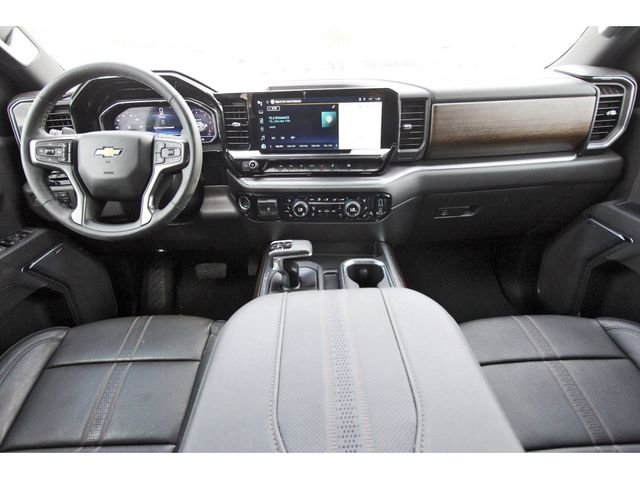 Used 2025 Chevrolet Silverado 1500 High Country w/ High Country Premium Package image 8