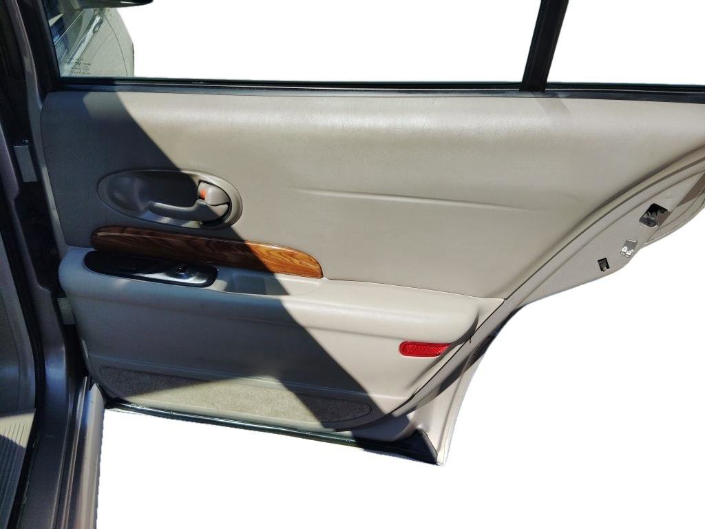 Used 2002 Buick Le Sabre Custom image 24