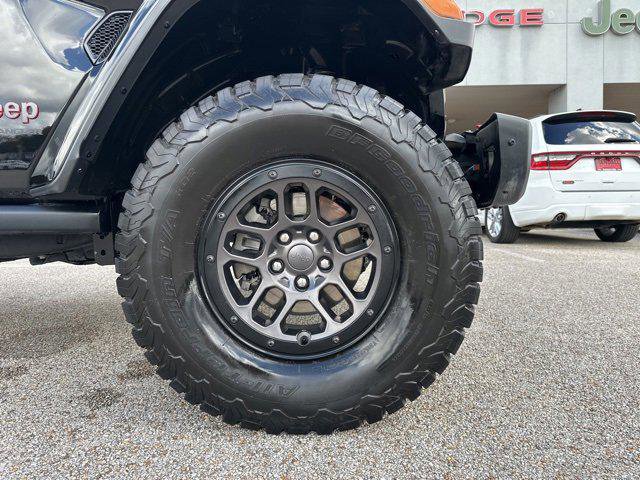 Certified 2023 Jeep Wrangler Unlimited Rubicon w/ Xtreme 35 Tire Package image 54