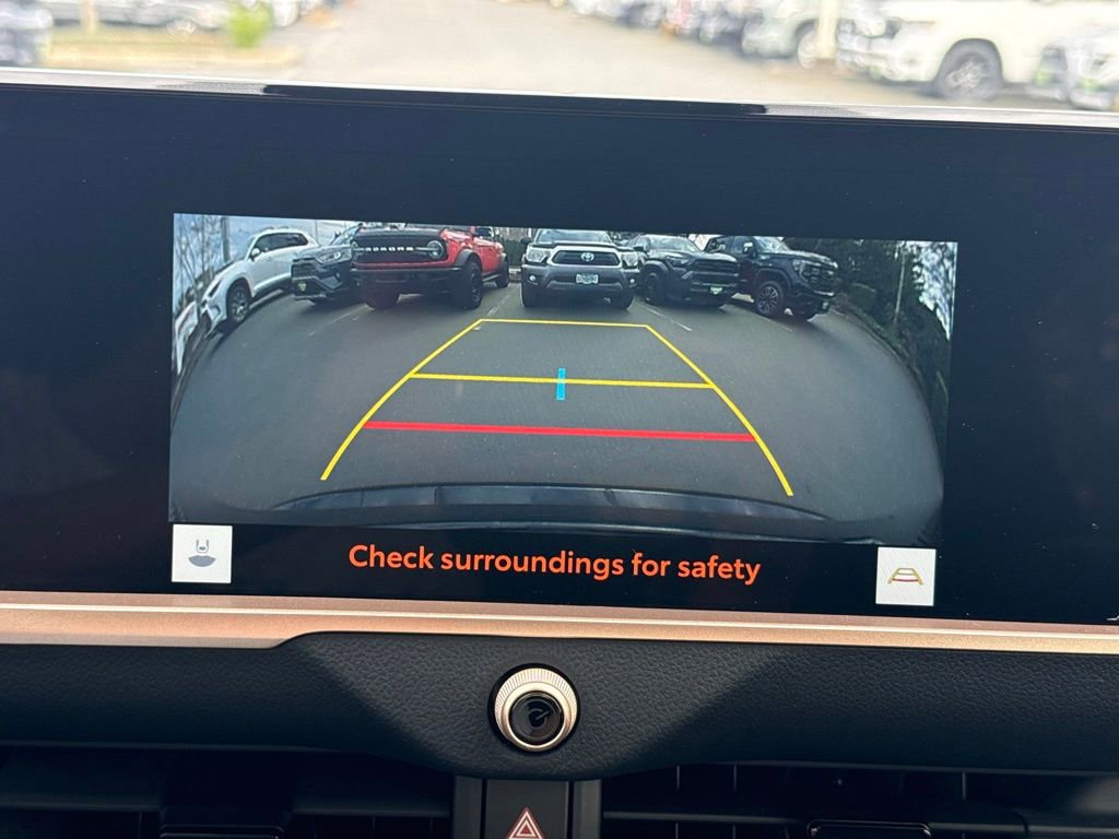 Certified 2023 Toyota Crown XLE image 27