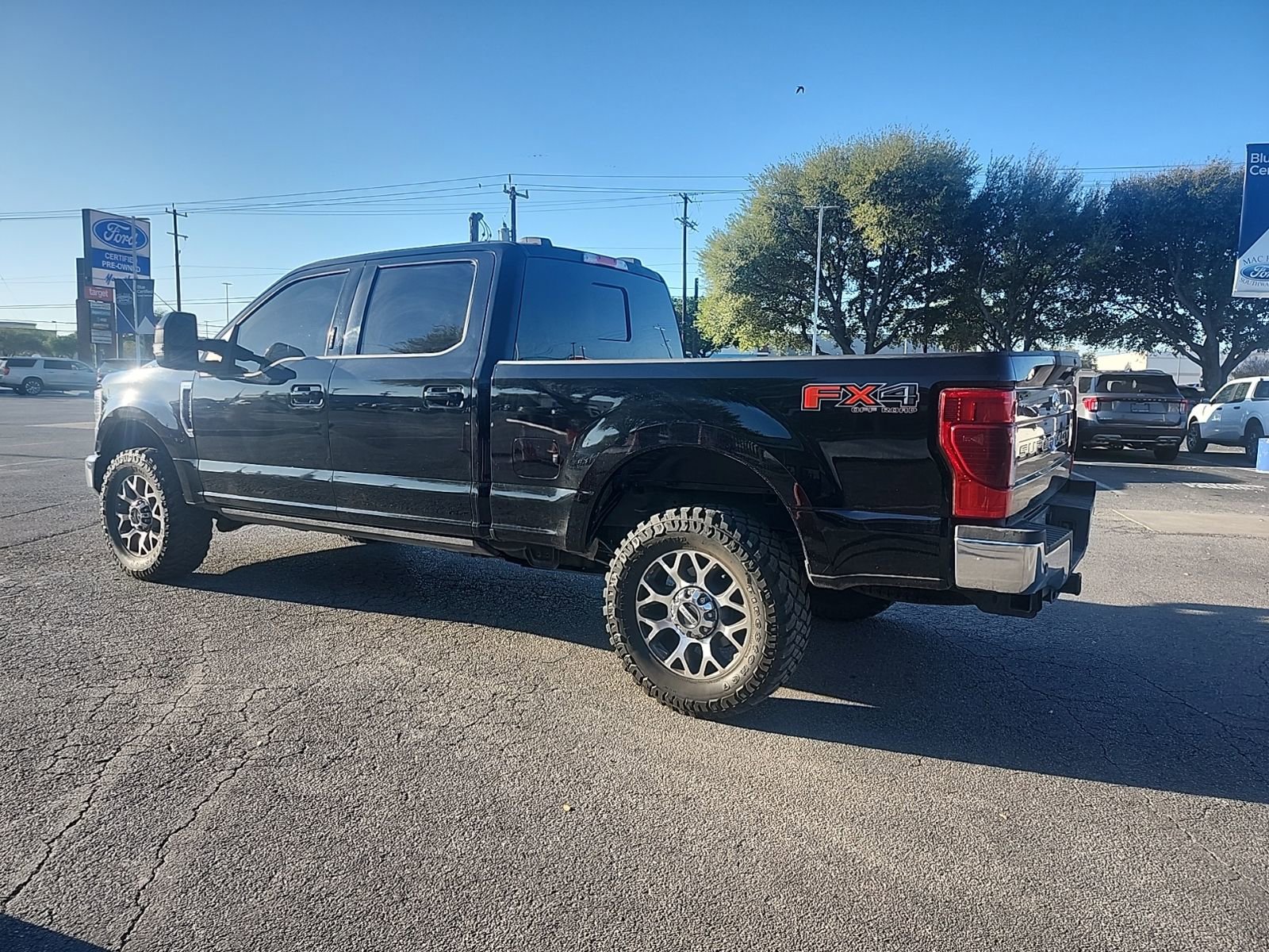 Used 2022 Ford F350 Lariat w/ Lariat Ultimate Package image 5