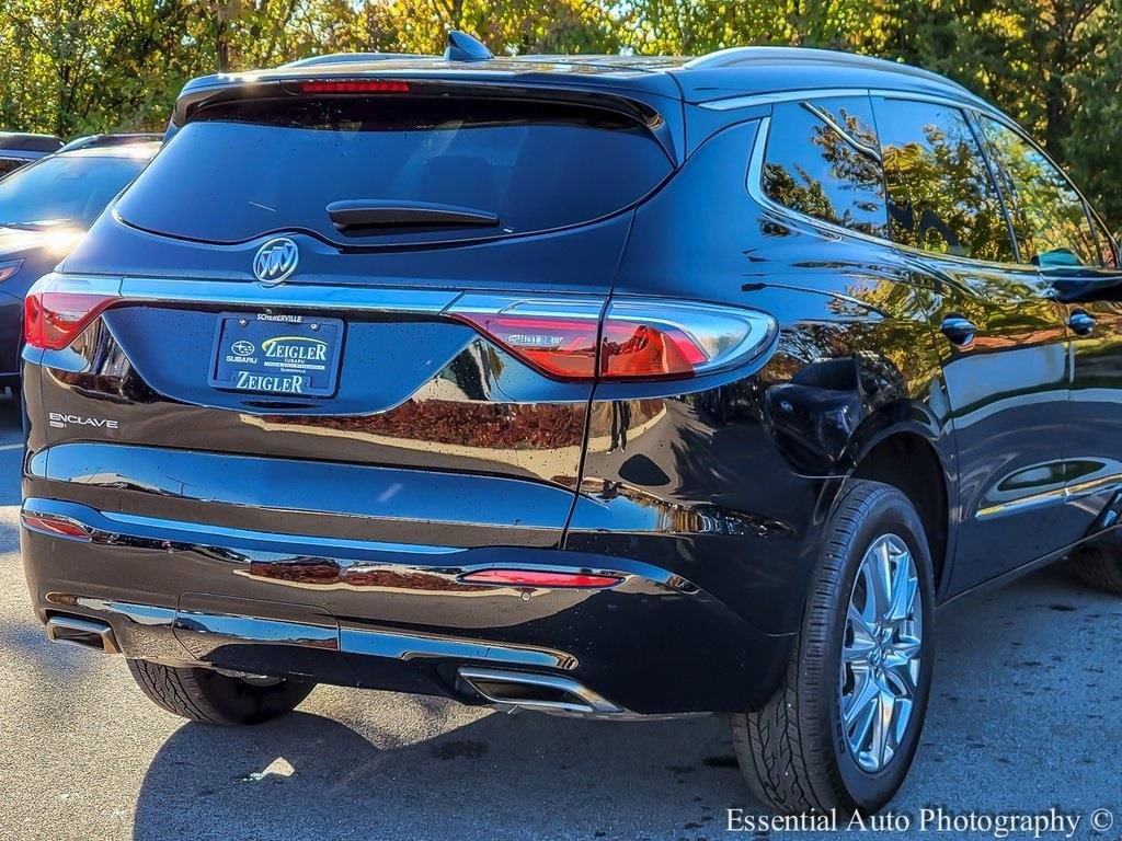 Used 2023 Buick Enclave Essence w/ Experience Buick Package image 6