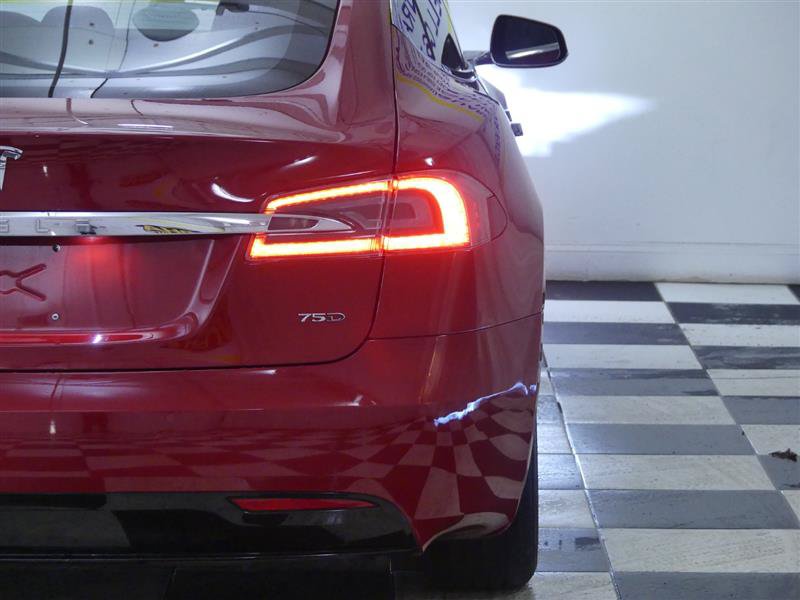 Used 2018 Tesla Model S 75D AWD/4WD image 29