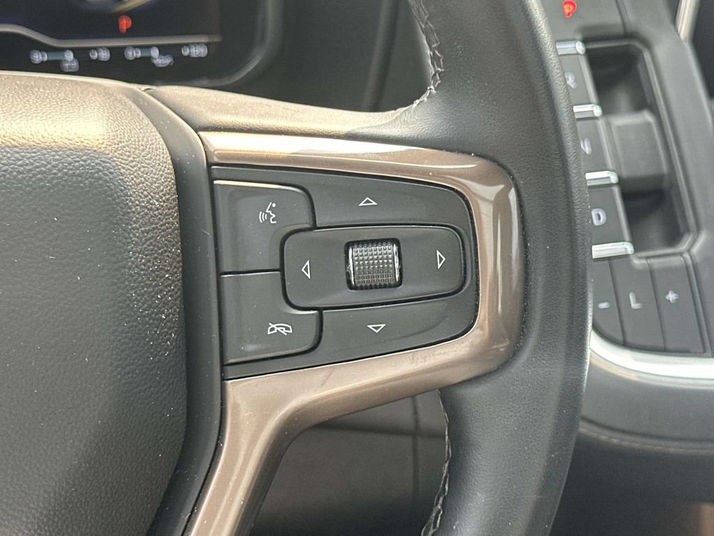 Used 2023 Chevrolet Suburban High Country w/ Premium Package 2 AWD/4WD image 27