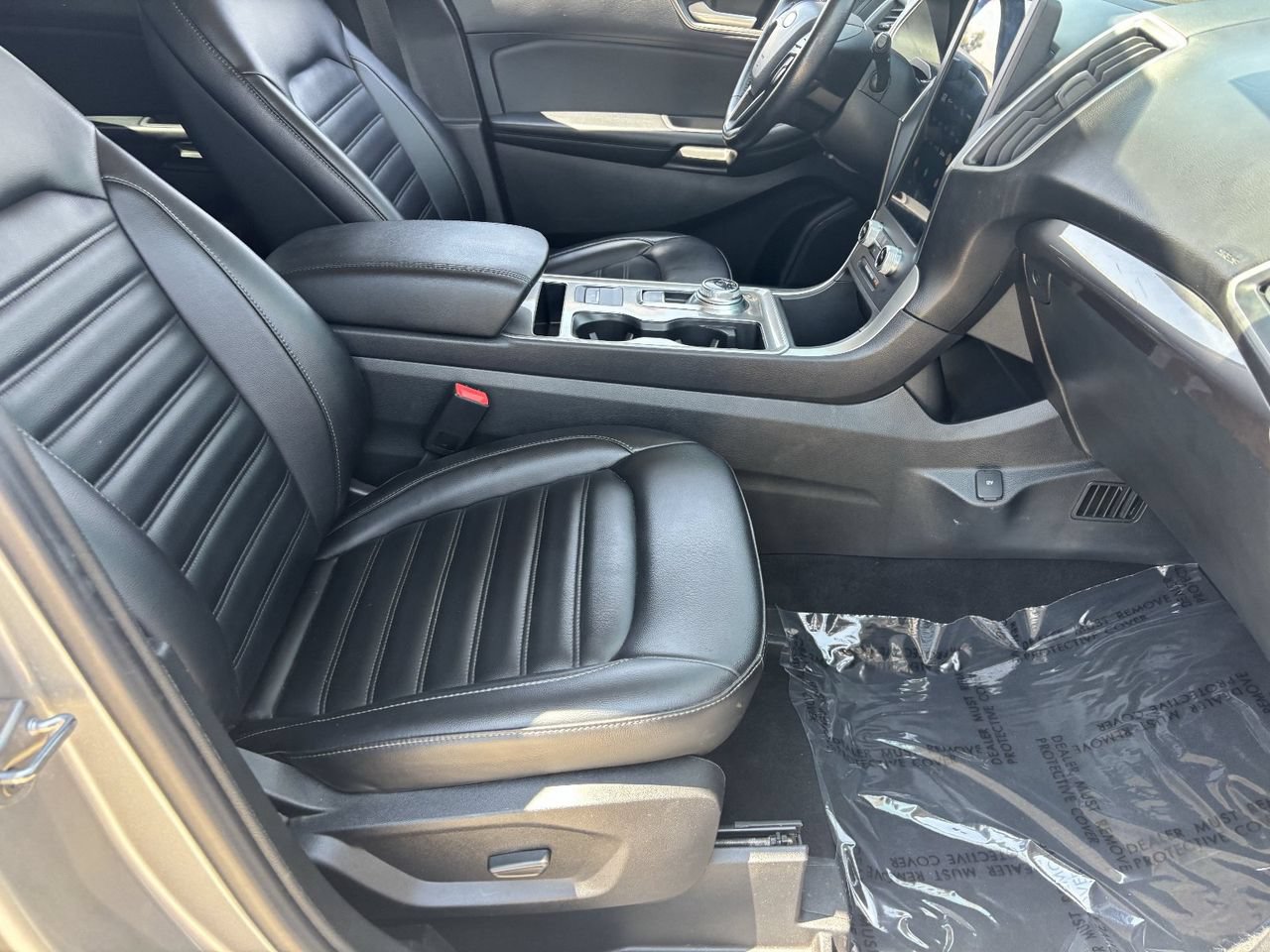 Used 2023 Ford Edge SEL AWD/4WD image 9