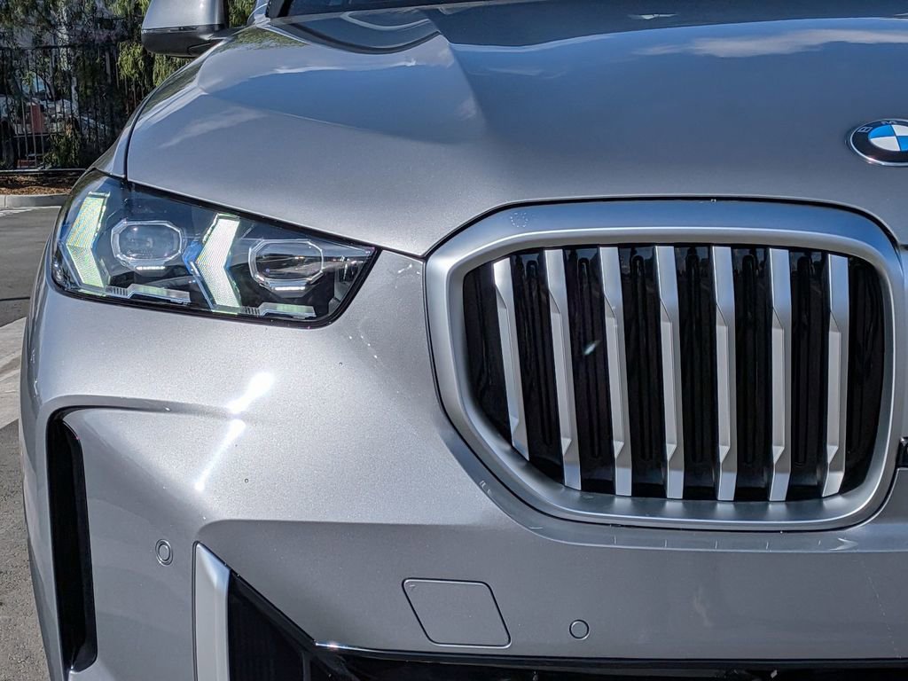 New 2026 BMW X5 sDrive40i image 21