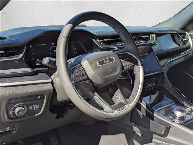 Used 2023 Jeep Grand Cherokee Trailhawk image 10