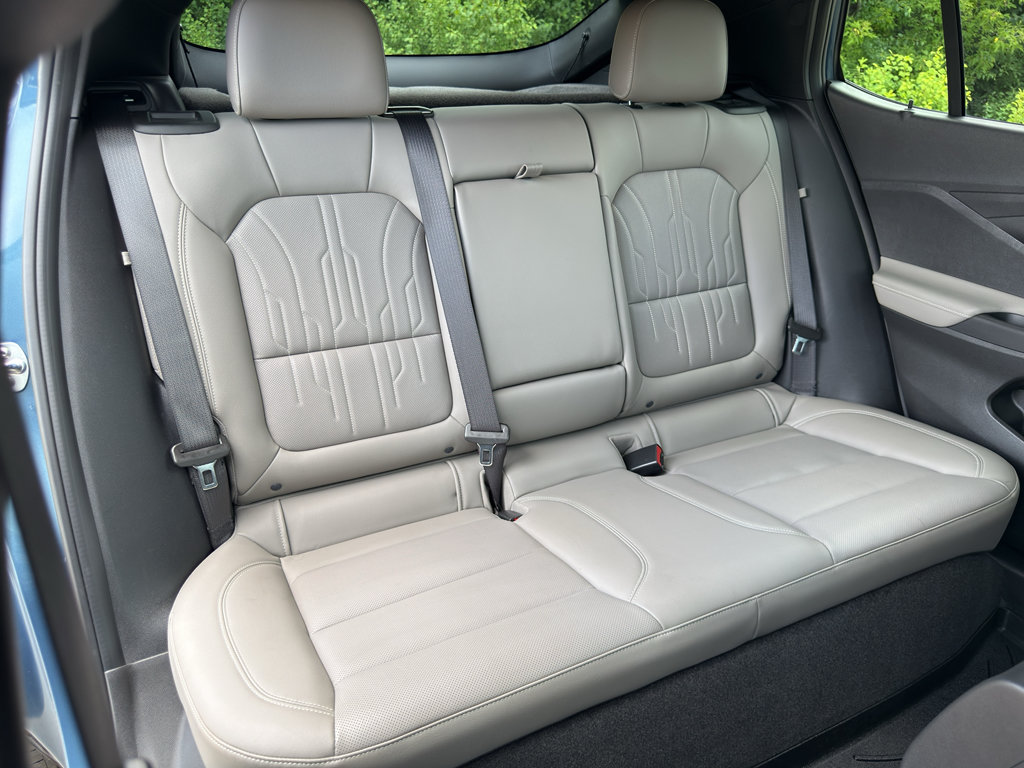 Used 2024 Buick Envista Avenir FWD image 27