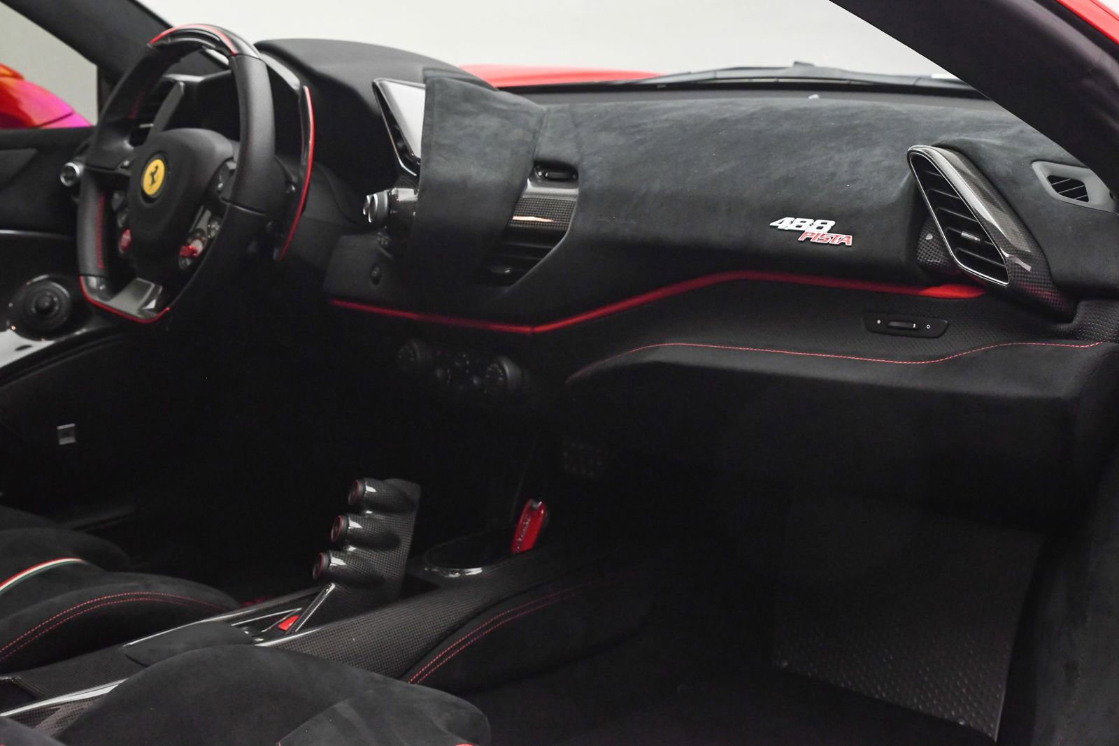 Used 2020 Ferrari 488 Pista Coupe RWD image 37