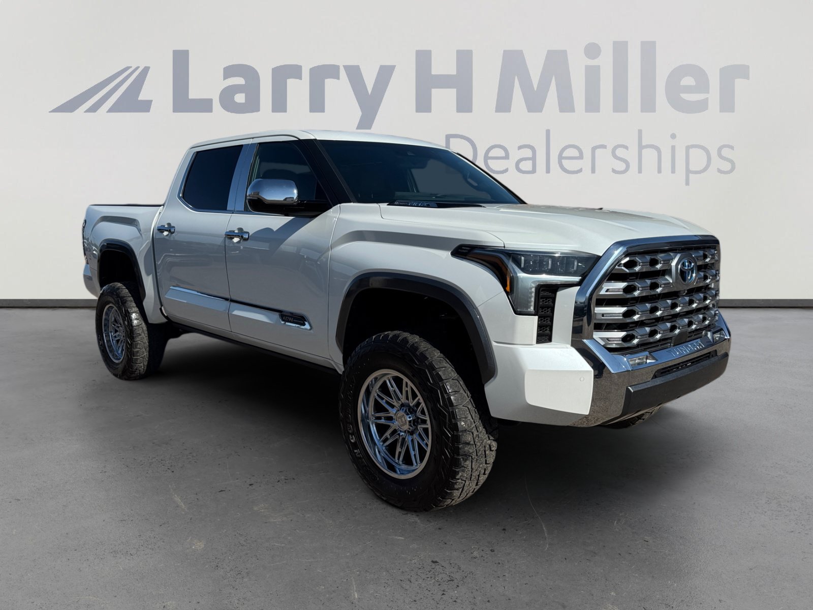 Used 2023 Toyota Tundra 1794 Edition w/ Advanced Package AWD/4WD image 7