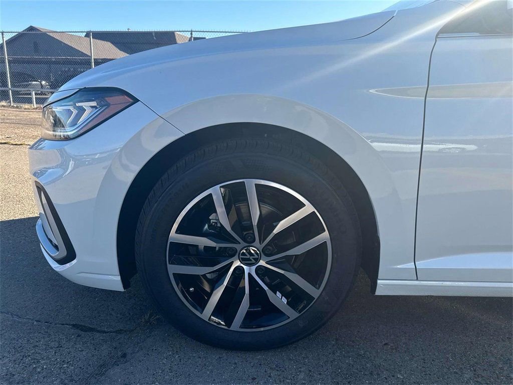 New 2026 Volkswagen Jetta SE image 6