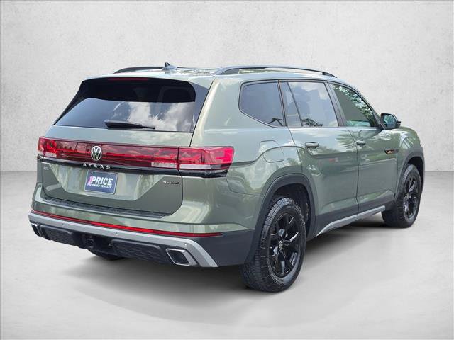 Used 2024 Volkswagen Atlas Peak Edition SEL AWD/4WD image 5