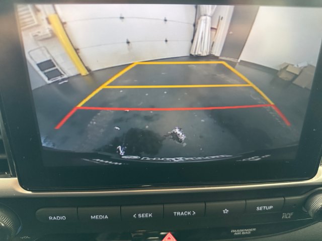 Used 2022 Hyundai Venue SE FWD image 15